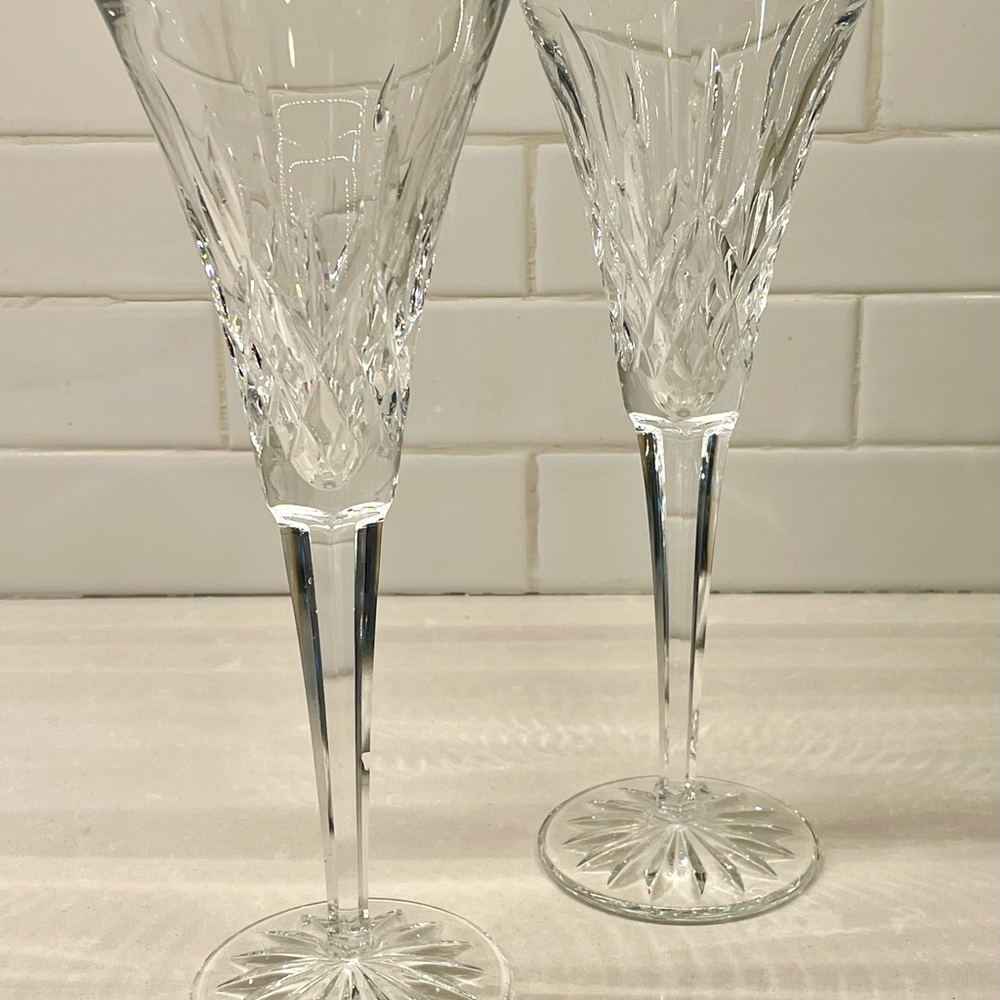 Beautiful Waterford Lismore Toasting Champagne Flutes, Set of 2 - Picture 3 of 6